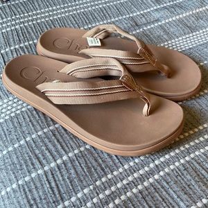Chaco Chillo flip flops